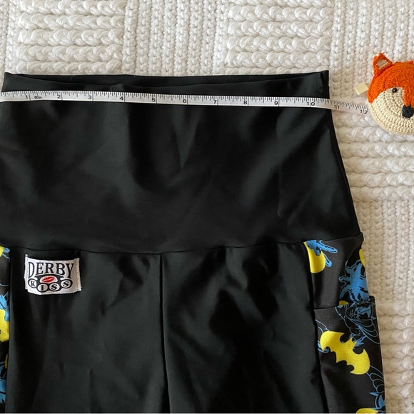 Derby Kiss Roller Derby Capri Leggings Batman Print Small-Medium - Picture 10 of 11